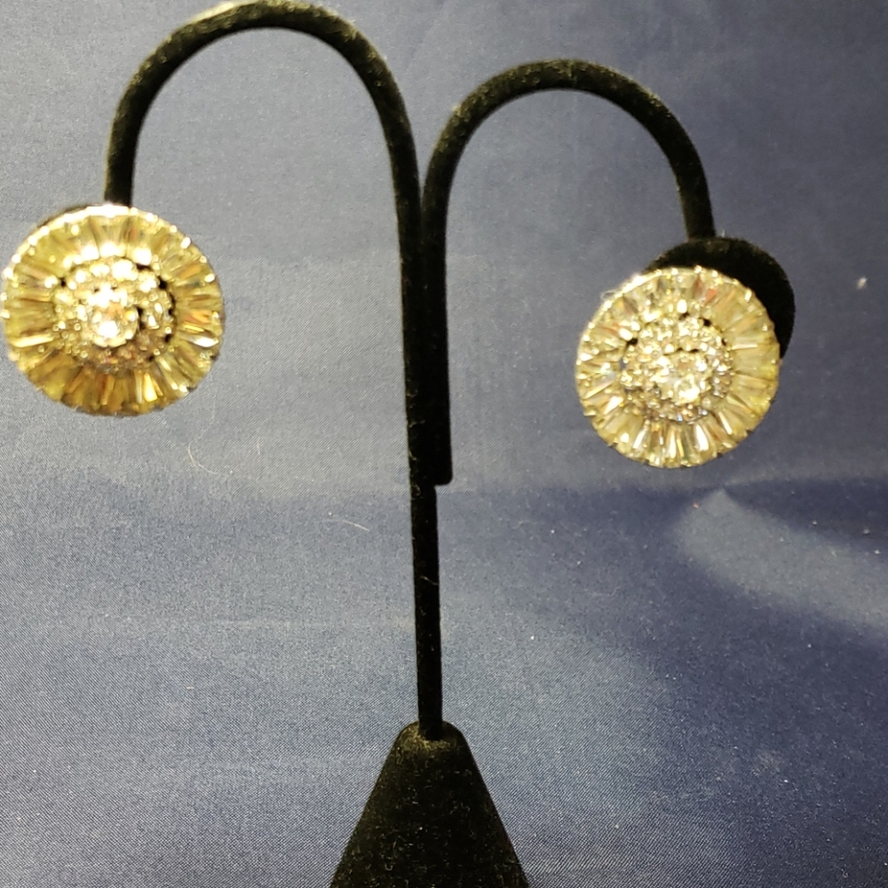 Vintage clip on earrings with crystals